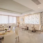 伊甸园酒店 钦克亚勒