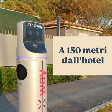 Eden Hotel 4*