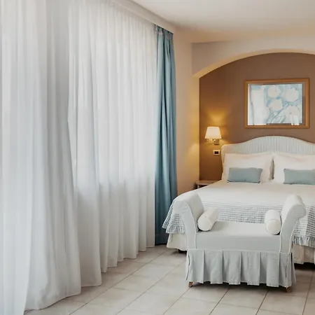 Eden Hotel