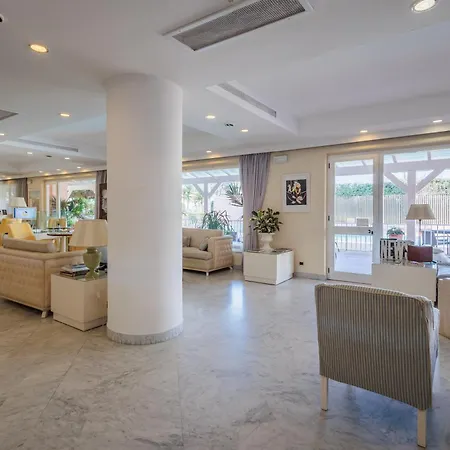 Hotel Eden 4*