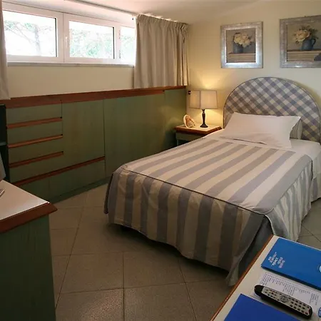 Eden Hotel 4*